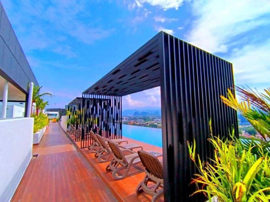 Tropical Bali At Horizon 8pax 2carpark Ipoh
